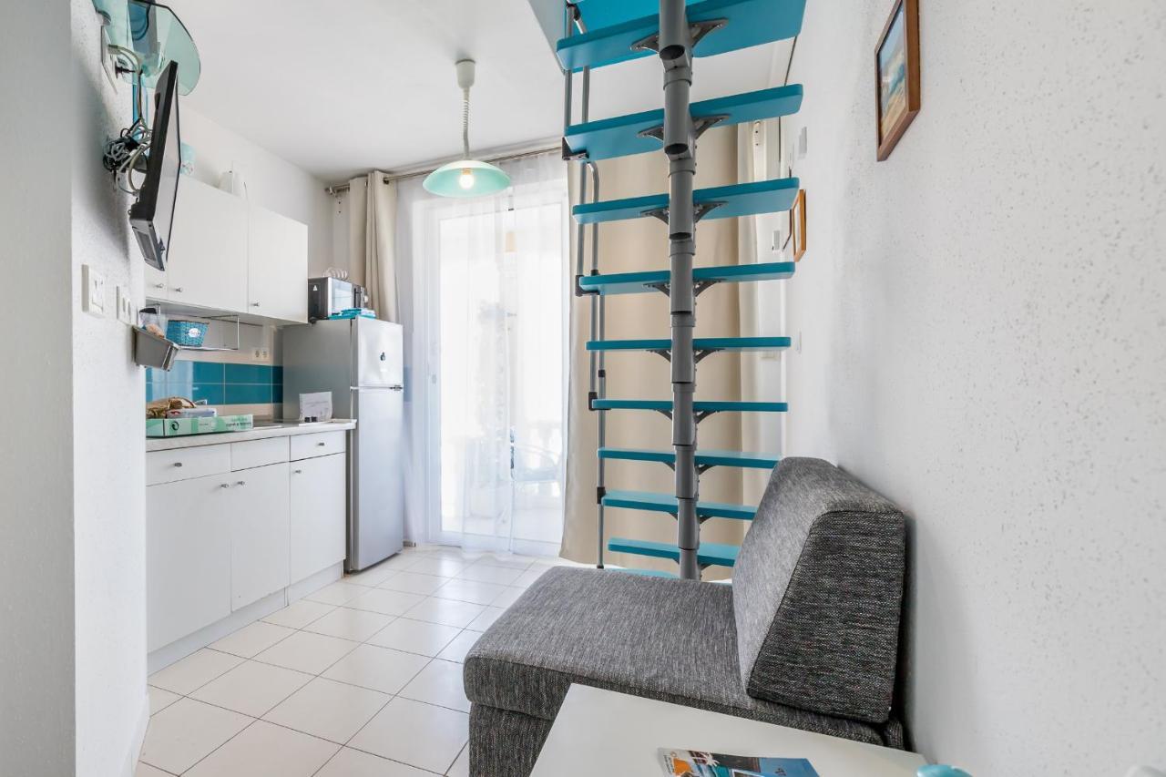 Beach Holiday Baska Exterior photo